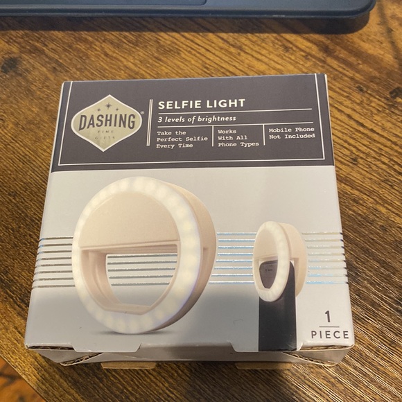 Dashing Selfie Light - Picture 2 of 3